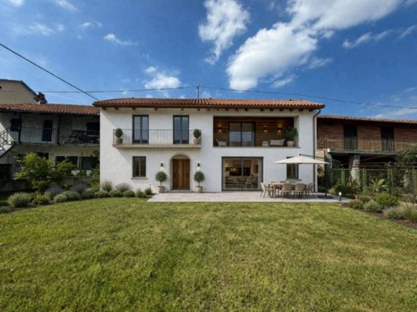 casale in vendita a Ceresole Alba