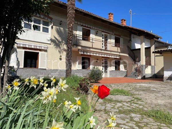 casa indipendente in vendita a Ceresole Alba in zona Borretti