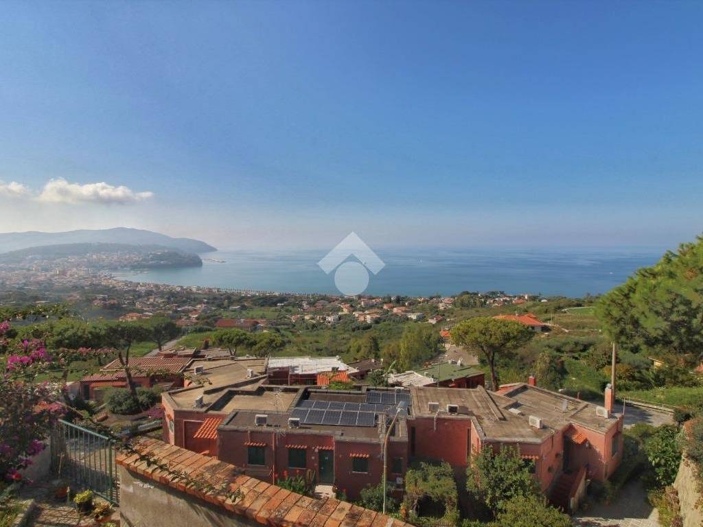 casa indipendente in vendita ad Agropoli