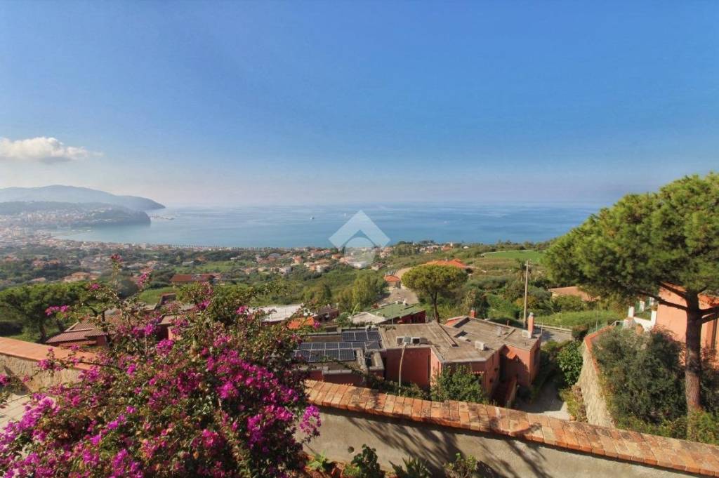 casa indipendente in vendita ad Agropoli