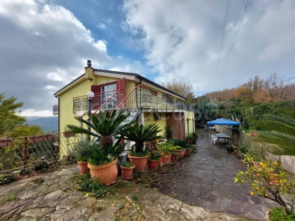 casa indipendente in vendita ad Agropoli
