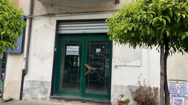 locale commerciale in vendita ad Agropoli