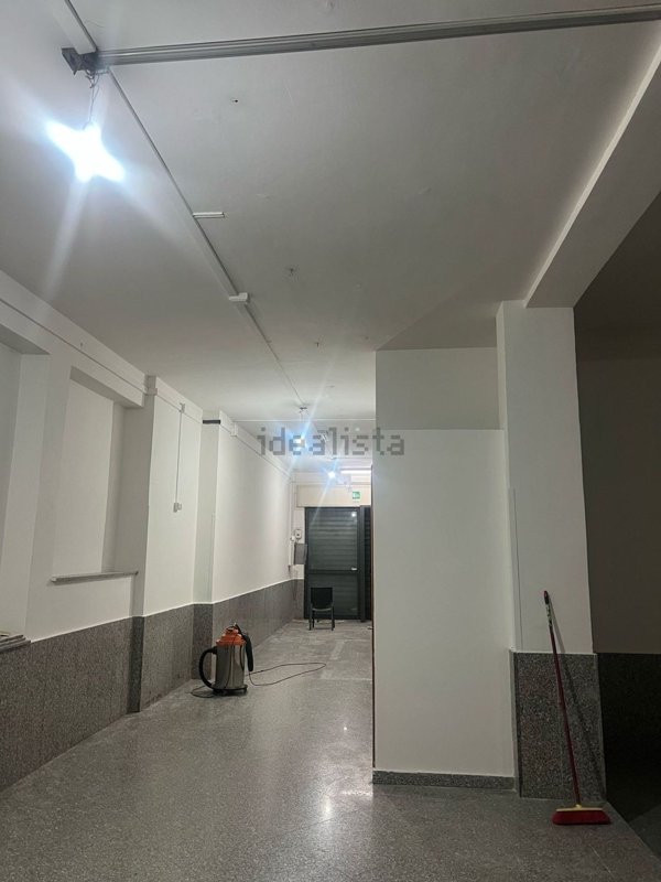 locale commerciale in vendita ad Agropoli