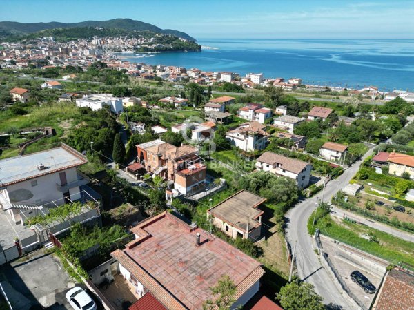 casa indipendente in vendita ad Agropoli