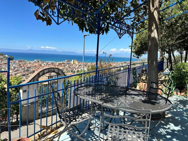 casa indipendente in vendita ad Agropoli