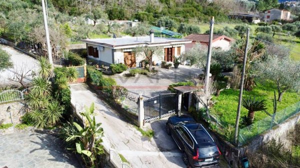 casa indipendente in vendita ad Agropoli