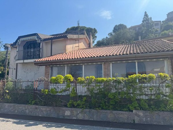 casa indipendente in vendita ad Agropoli