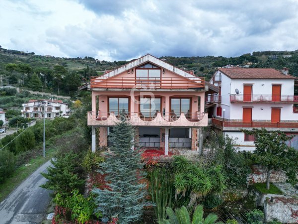 casa indipendente in vendita ad Agropoli