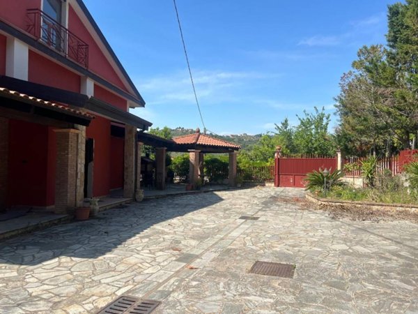 casa indipendente in vendita ad Agropoli