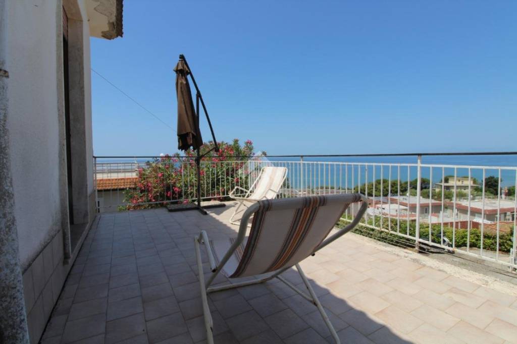 casa indipendente in vendita ad Agropoli