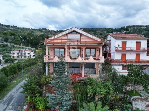 casa indipendente in vendita ad Agropoli