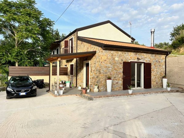 casa indipendente in vendita ad Agropoli