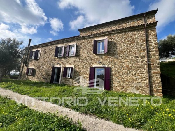 casa indipendente in vendita ad Agropoli