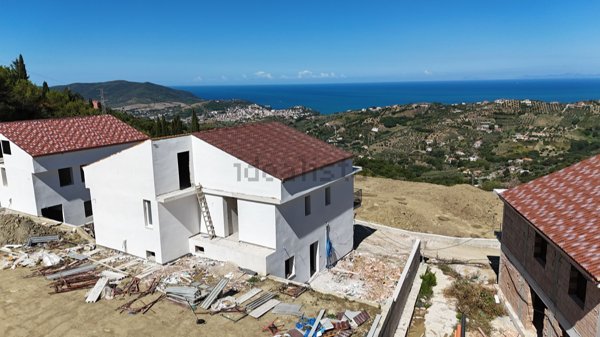 casa indipendente in vendita ad Agropoli