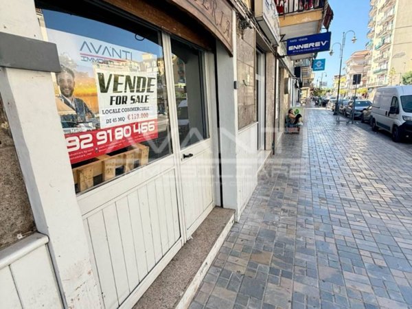 negozio in vendita ad Agropoli