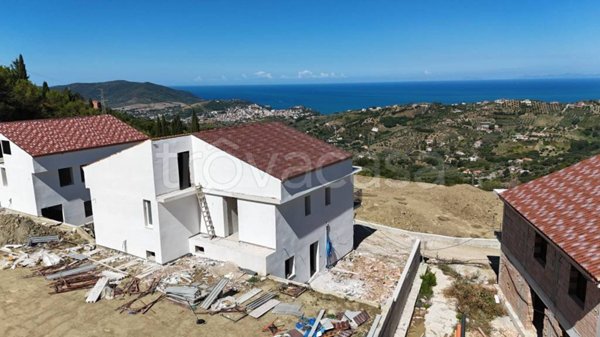 casa indipendente in vendita ad Agropoli