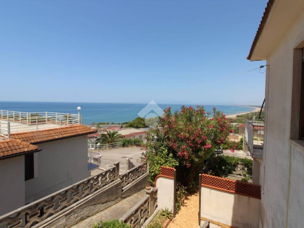 casa indipendente in vendita ad Agropoli