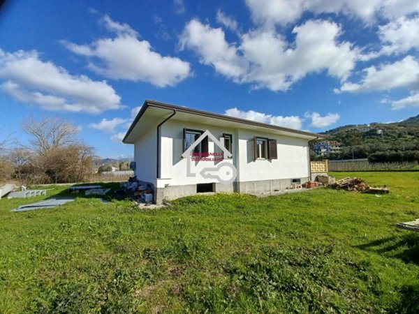 casa indipendente in vendita ad Agropoli