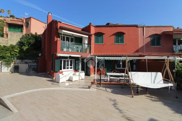 casa indipendente in vendita ad Agropoli