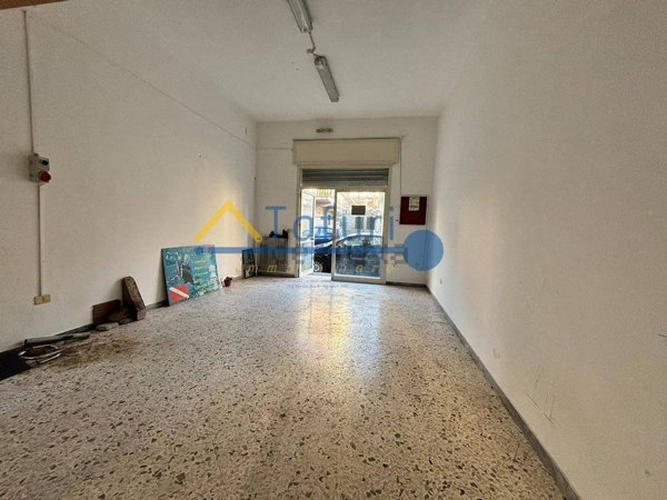 locale commerciale in vendita ad Agropoli
