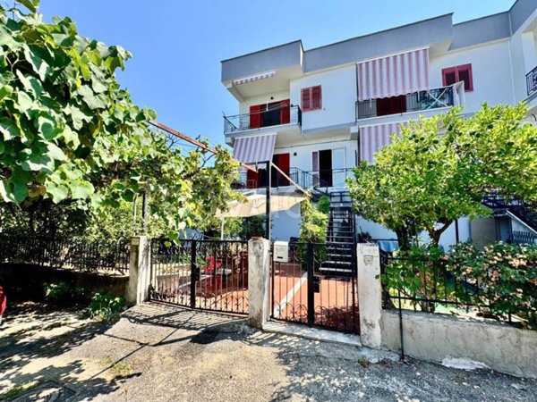 casa indipendente in vendita ad Agropoli