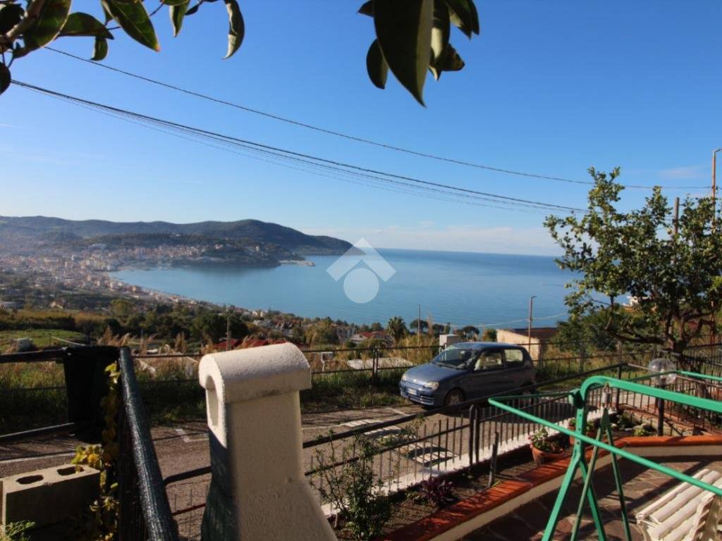 casa indipendente in vendita ad Agropoli