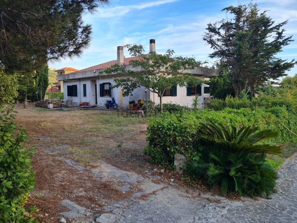 casa indipendente in vendita ad Agropoli