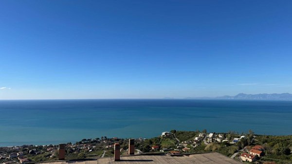 mansarda in vendita ad Agropoli