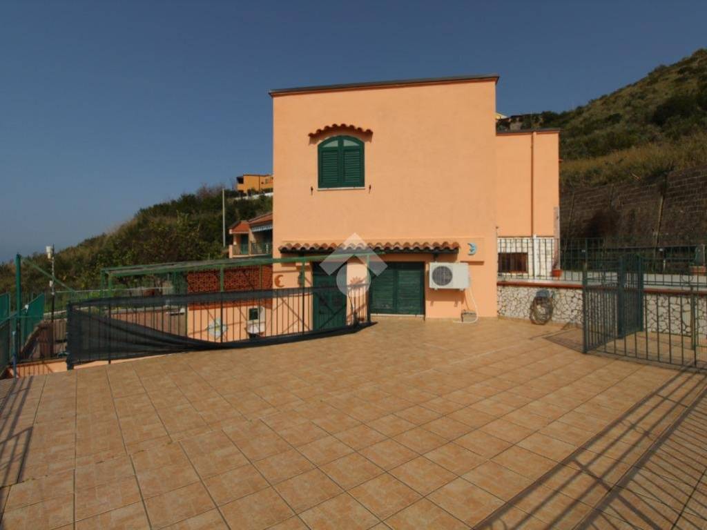 casa indipendente in vendita ad Agropoli