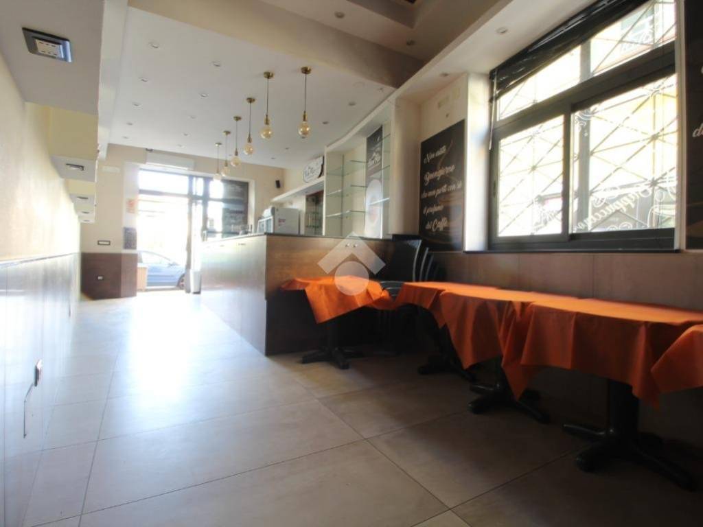 locale commerciale in vendita ad Agropoli