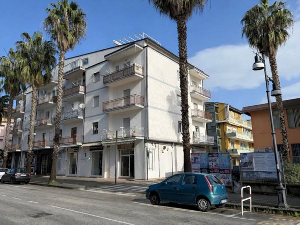 negozio in vendita ad Agropoli