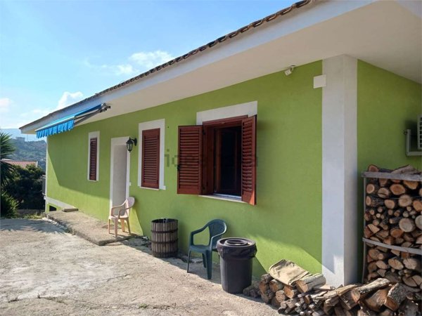 casa indipendente in vendita ad Agropoli