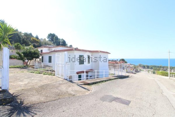 casa indipendente in vendita ad Agropoli