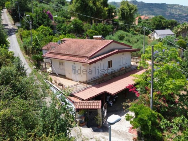 casa indipendente in vendita ad Agropoli