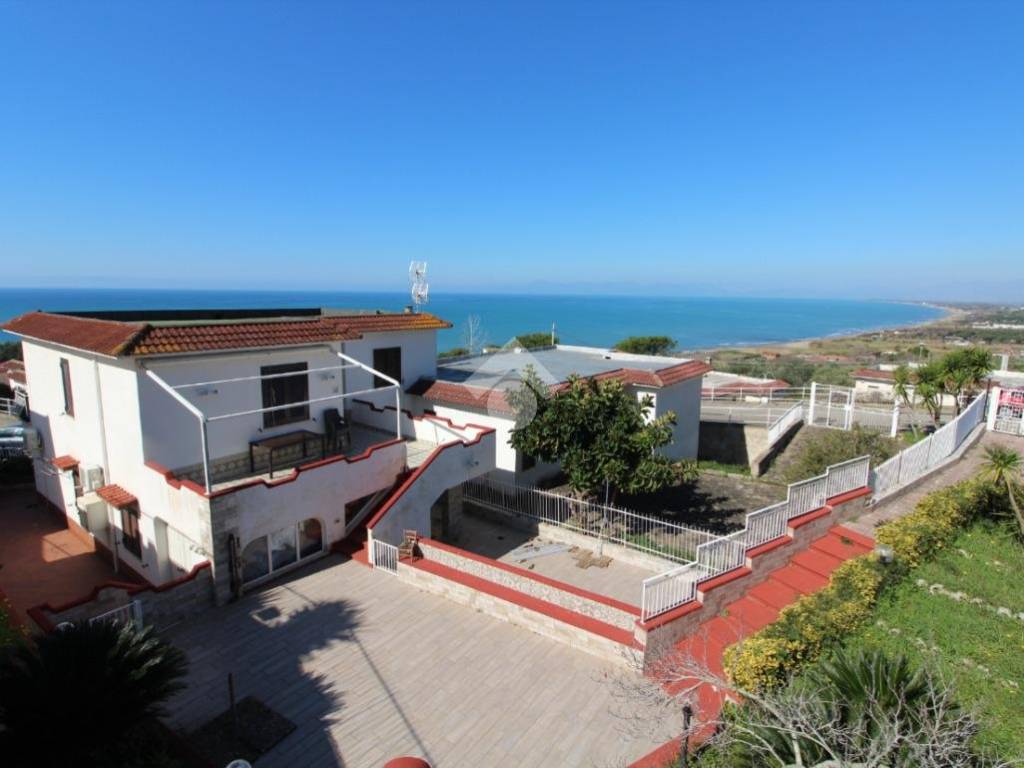 casa indipendente in vendita ad Agropoli