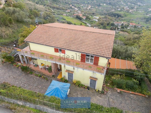 casa indipendente in vendita ad Agropoli