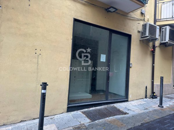 locale commerciale in vendita ad Agropoli