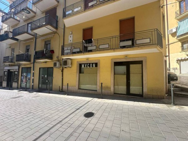 negozio in vendita ad Agropoli