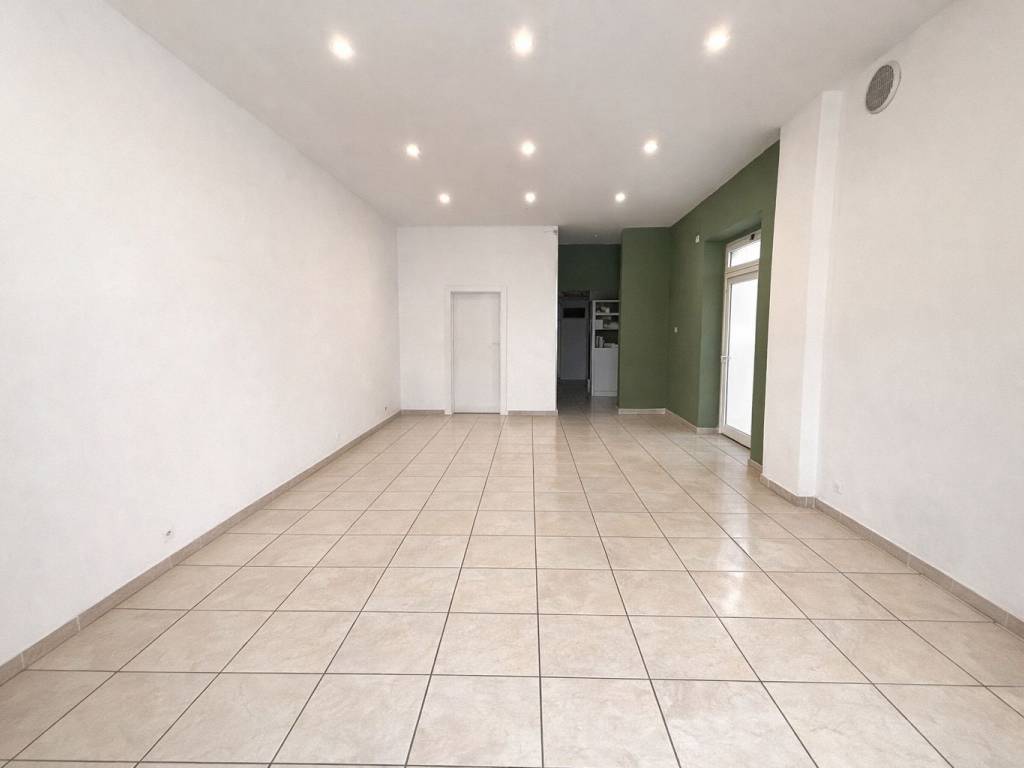 negozio in vendita ad Agropoli