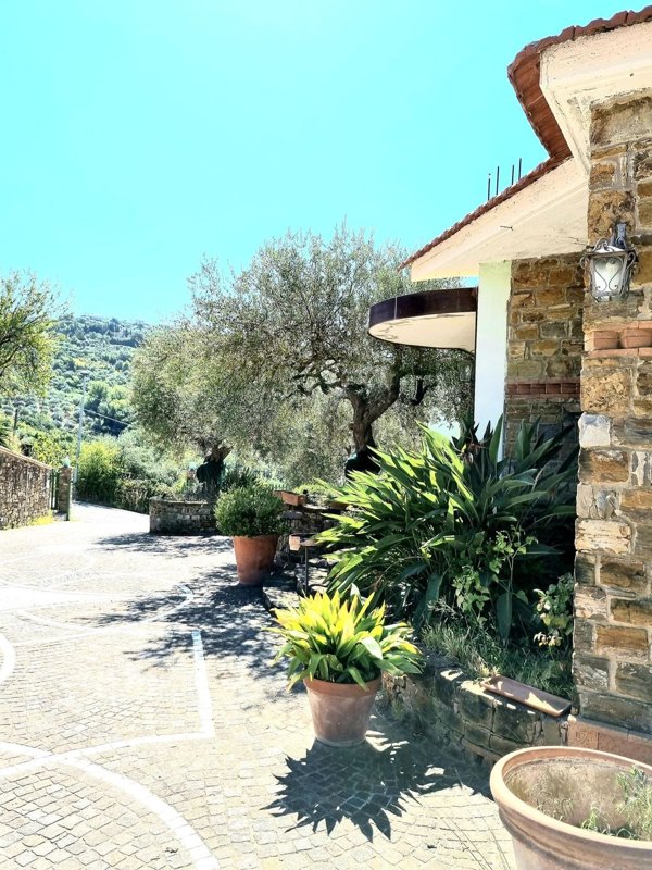 casa indipendente in vendita ad Agropoli