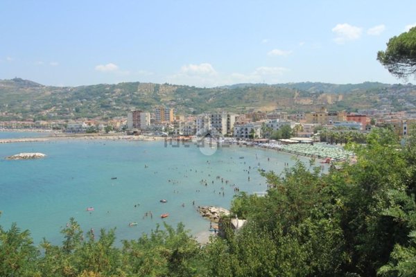 appartamento in vendita ad Agropoli
