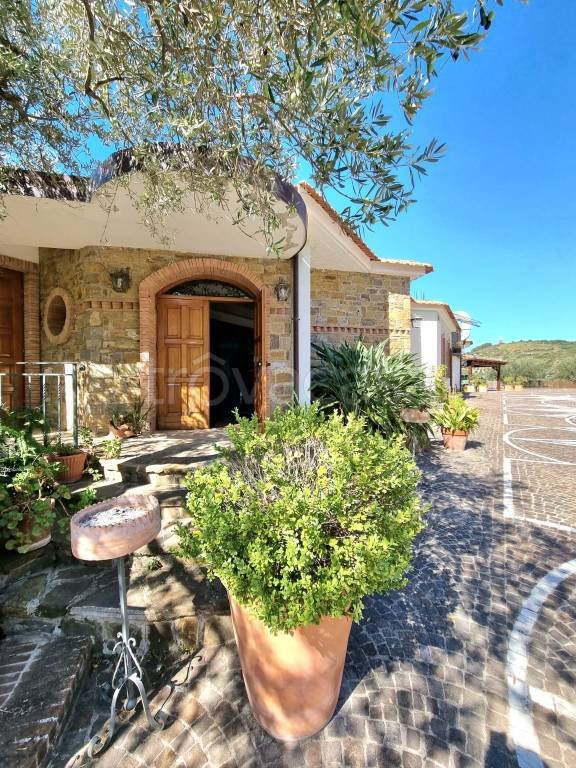 casa indipendente in vendita ad Agropoli