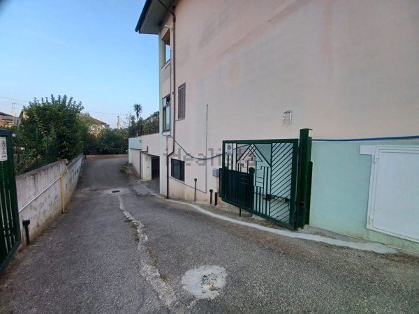 box auto in vendita ad Agropoli