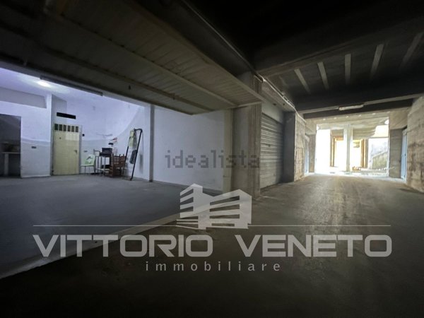 box auto in vendita ad Agropoli
