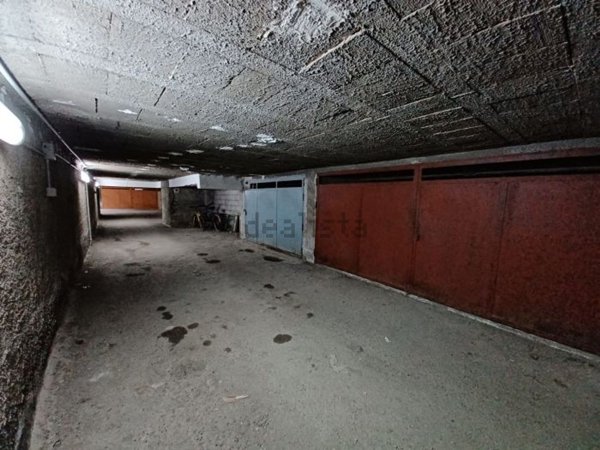 box auto in vendita ad Agropoli