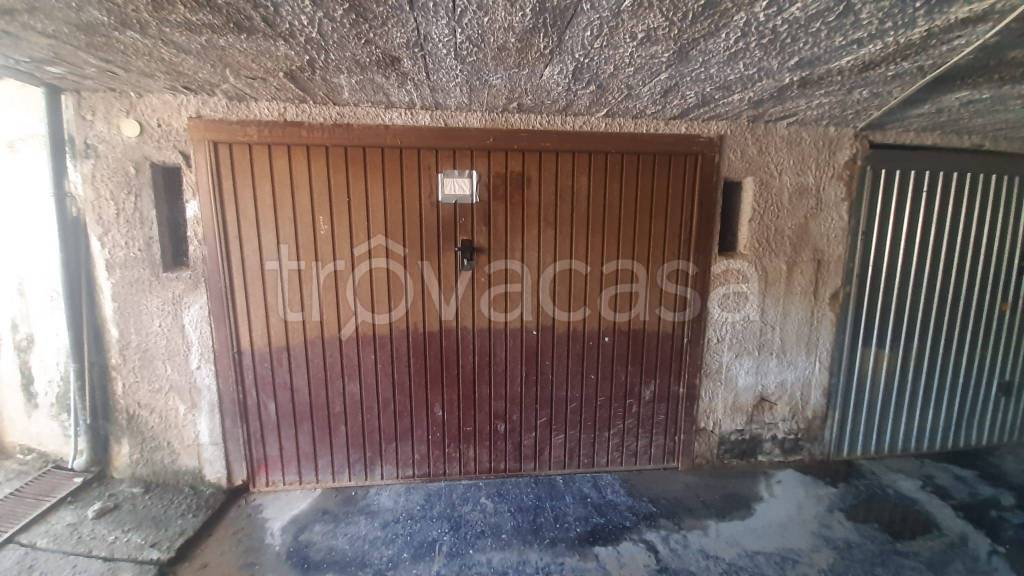 box auto in vendita ad Agropoli