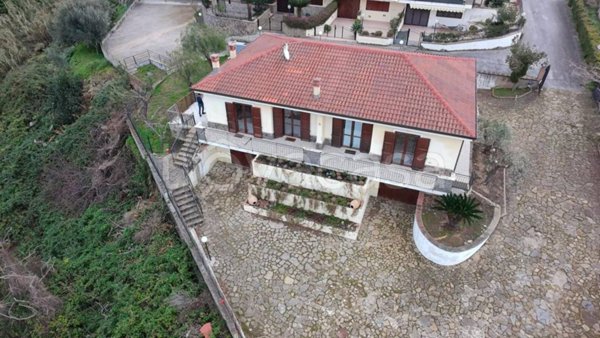 casa indipendente in vendita ad Agropoli