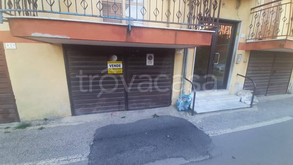 box auto in vendita ad Agropoli