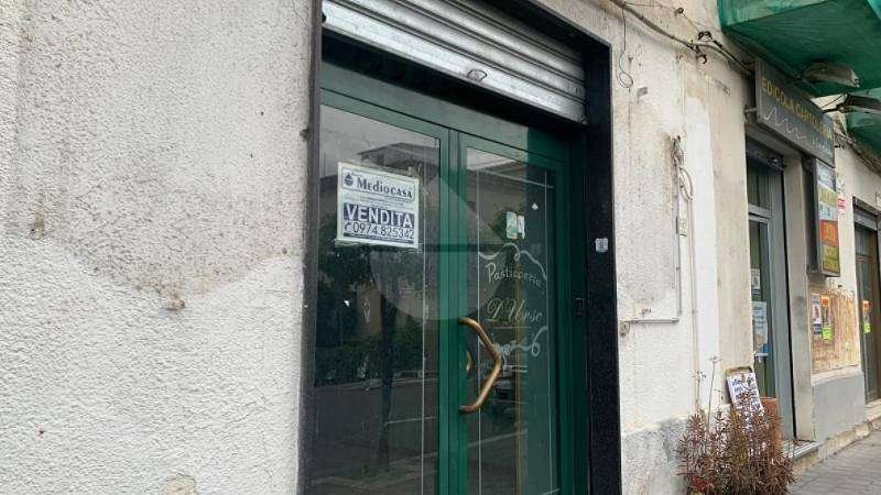 locale commerciale in vendita ad Agropoli