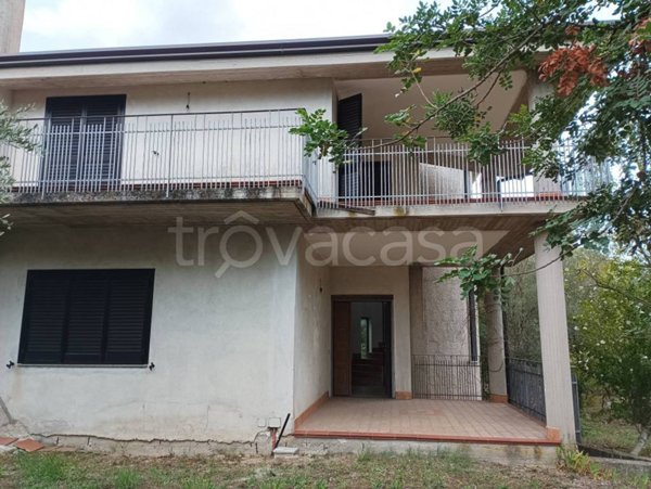 casa indipendente in vendita ad Albanella